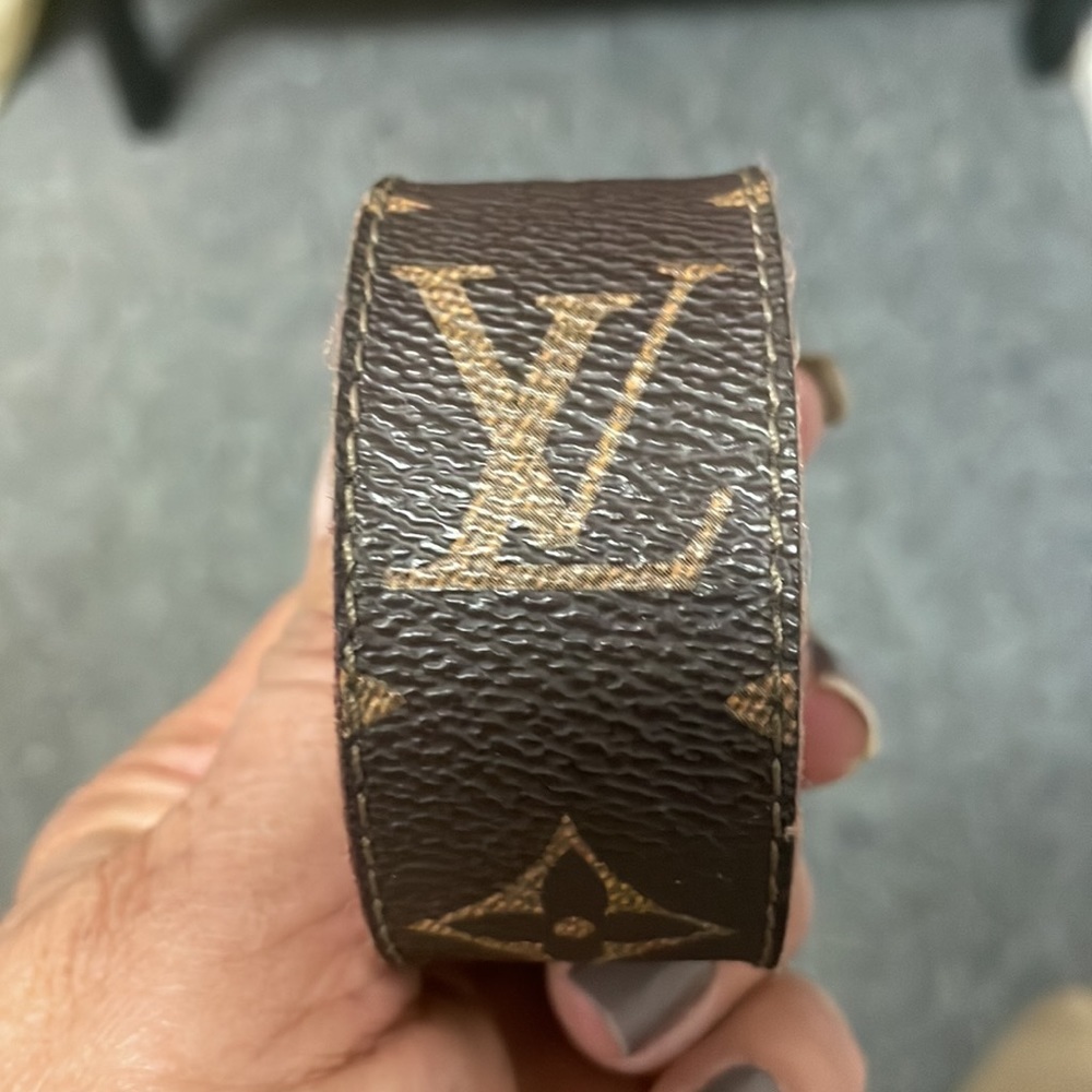 Louis Vuitton Bracelet - Picture 2 of 7